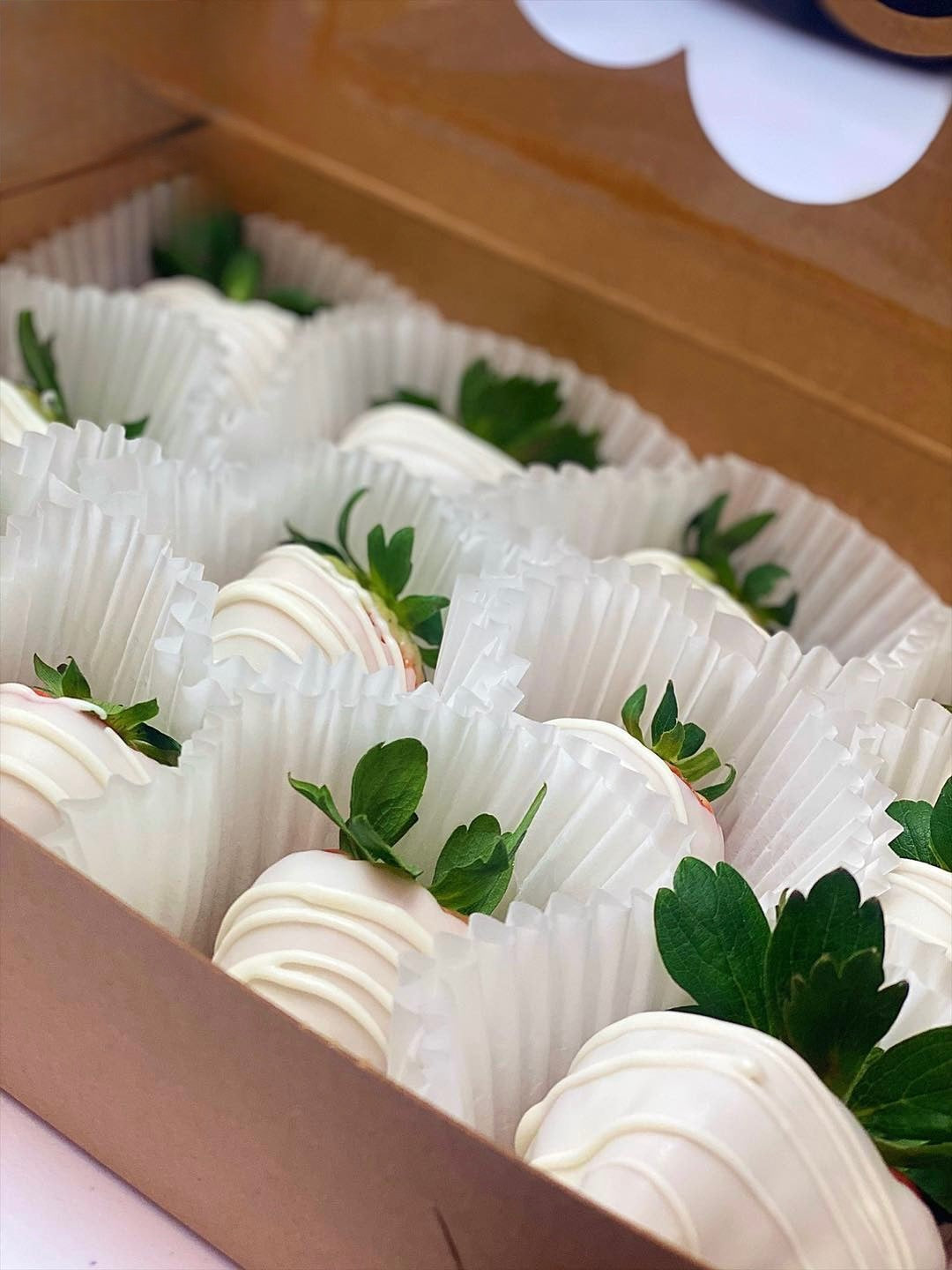 Dozen White Chocolate Strawberries